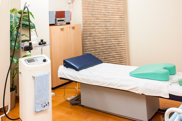 筋膜リリース診療台